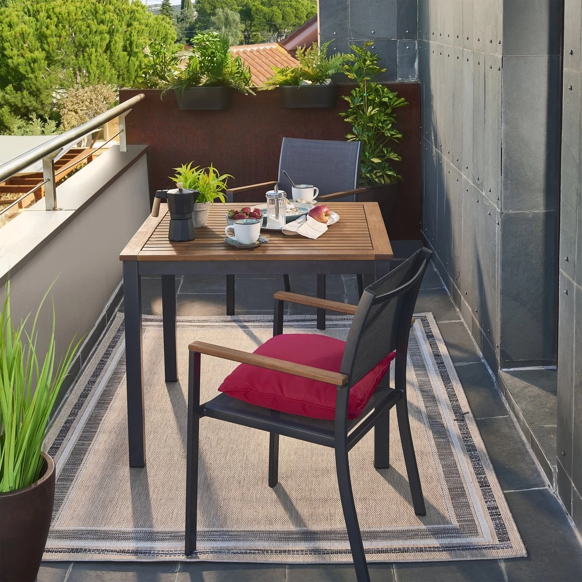 NATERIAL - Tuintafel Vierkant ORIS - 4 Personen - Houten Tafel 90x90 Cm - Aluminium - Met Houten Blad - Eucalyptus - Afbeelding 4