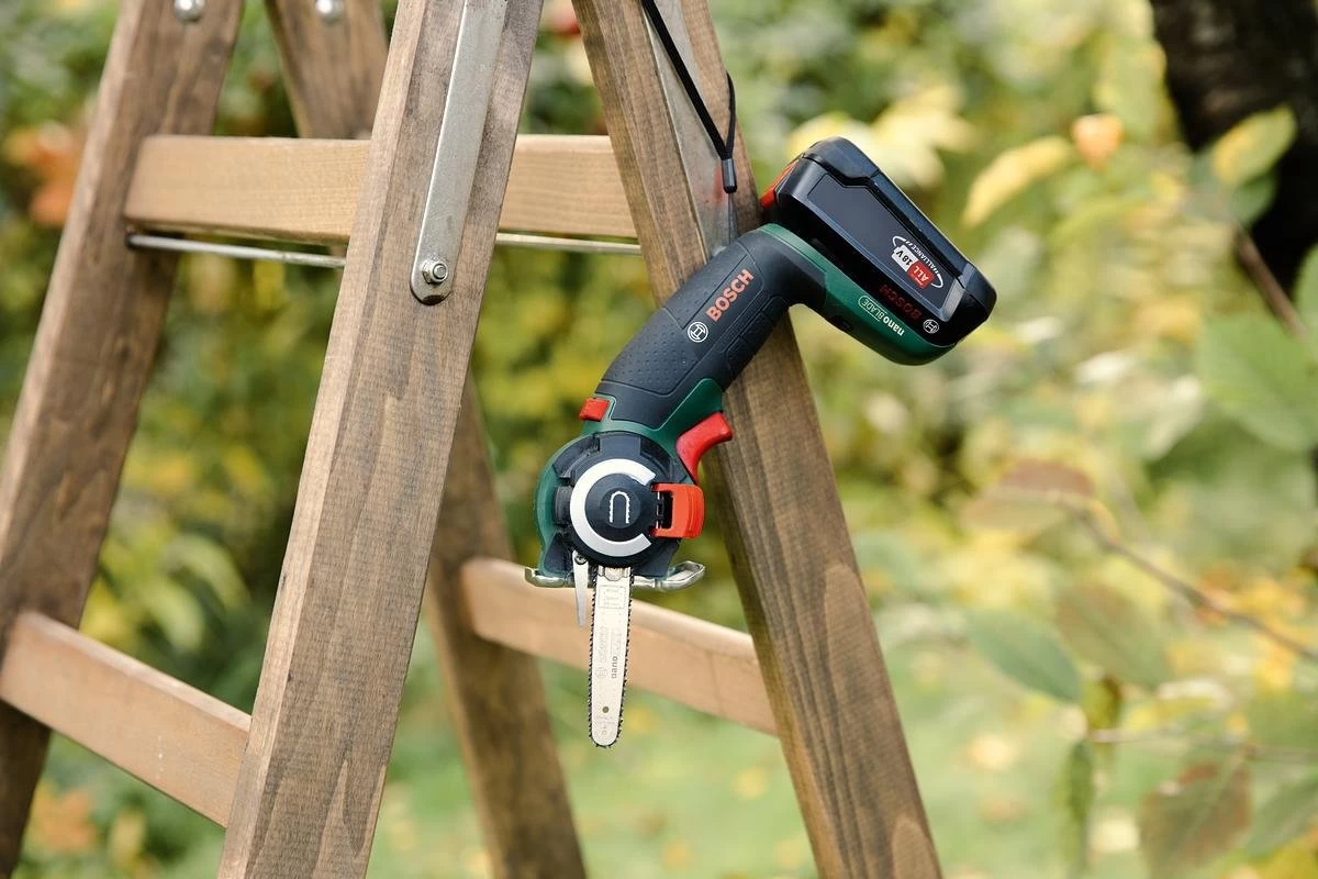 Bosch AdvancedCut 18 Microkettingzaag - Met 1 X 18 V Accu En Lader - Afbeelding 5